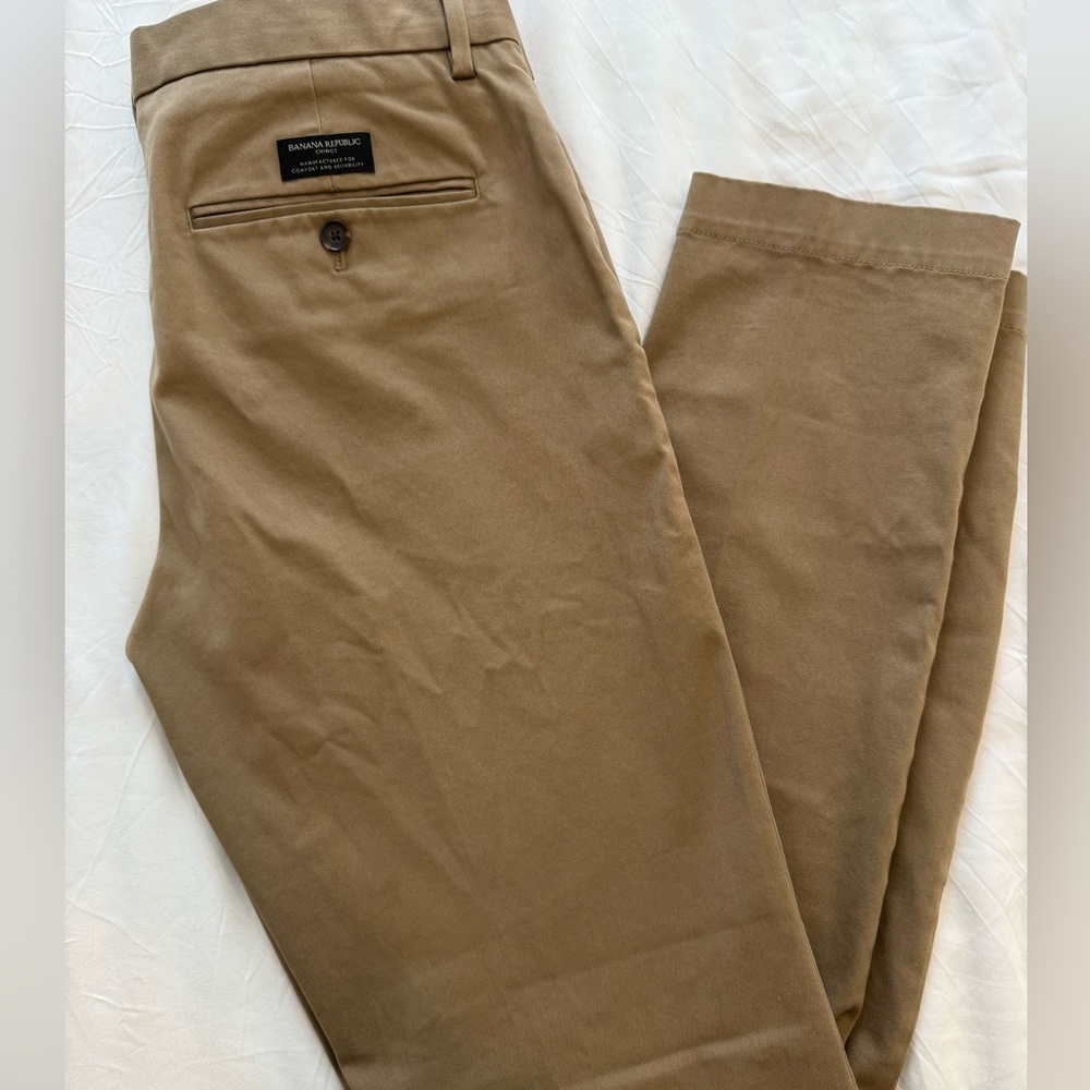 Banana Republic Fulton Chino | Khaki/Tan | Size 32x32